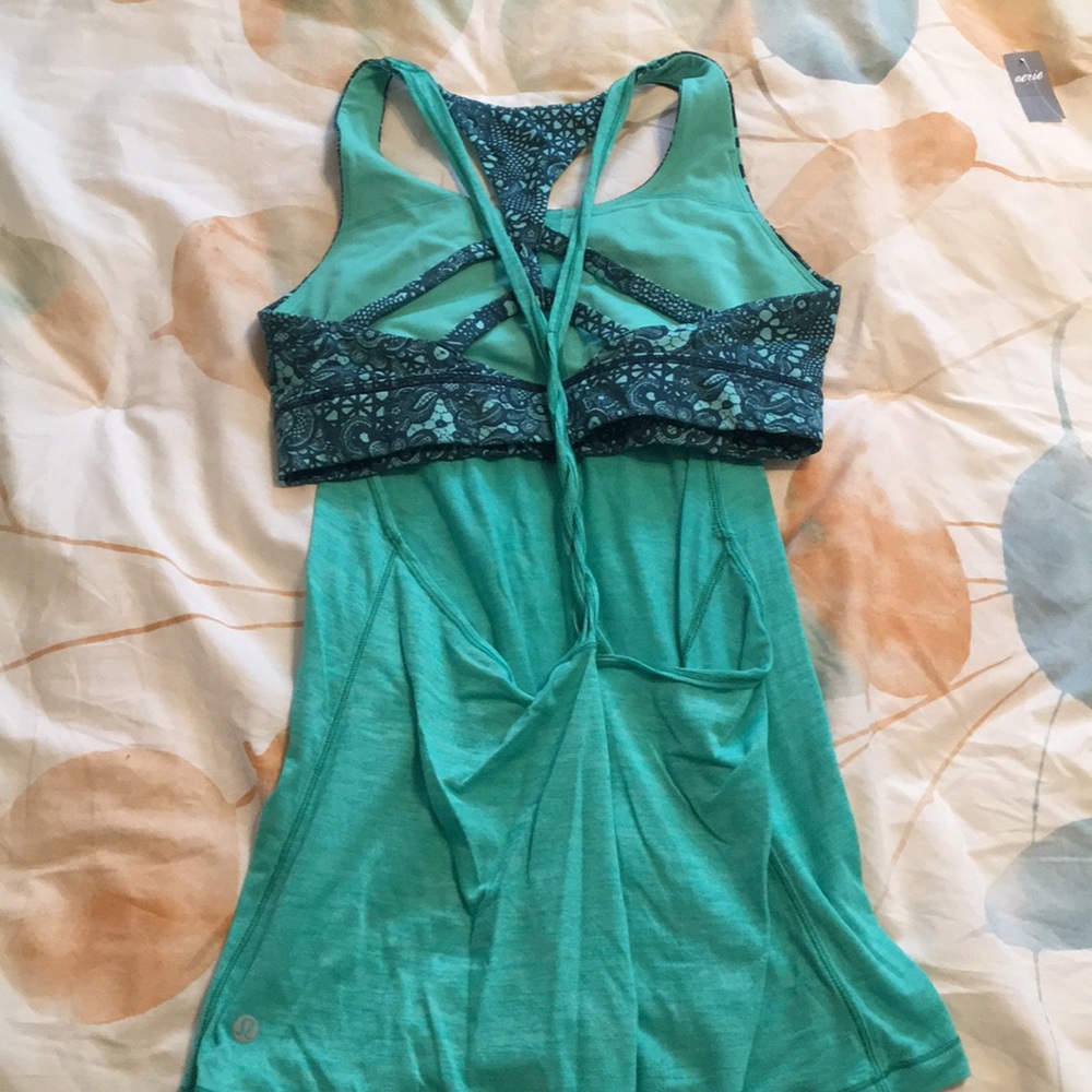 Twist and Toil tank with bra